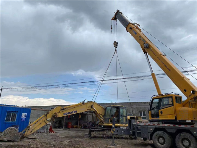 肃宁县25吨吊车的工作半径是多少？