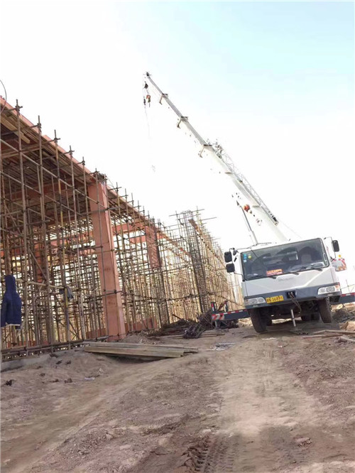 肃宁县吊车作业的安全注意事项有哪些？